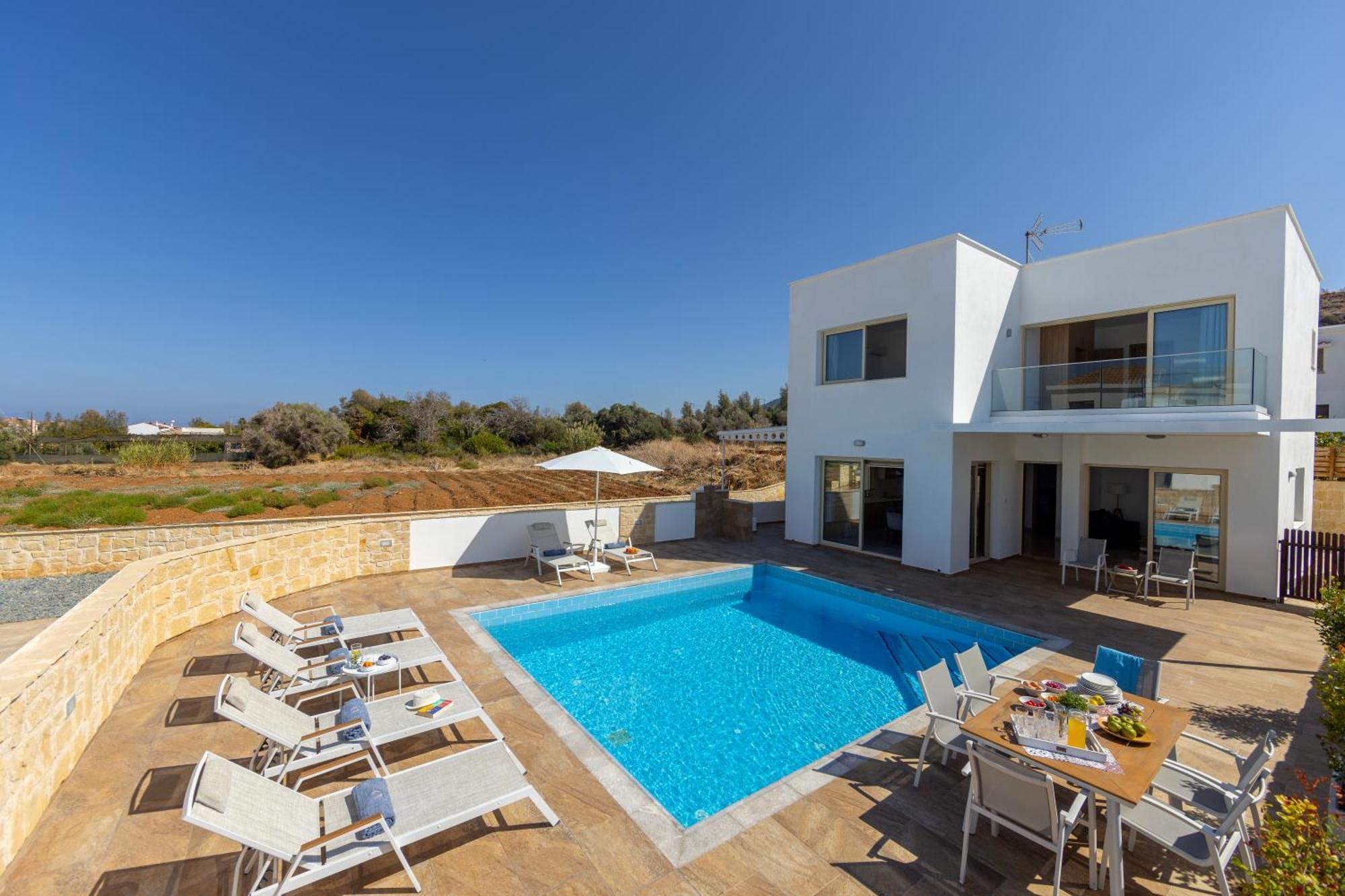 Diana Seaside Villas Pomos Habitación foto
